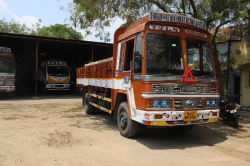 10 Ton Capacity 6 Wheel Trucks